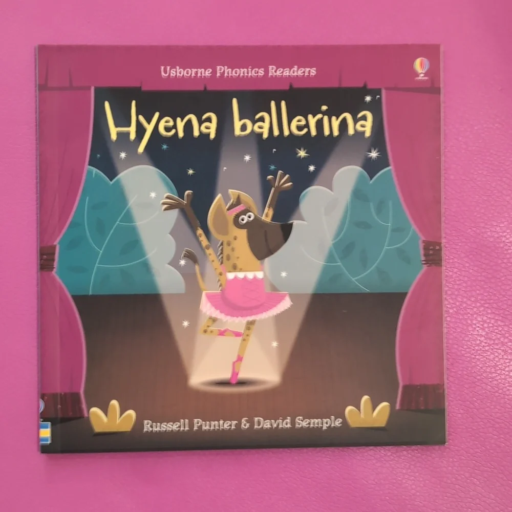 Usborne Mini Phonics Readers Hyena Ballerina And Croc Gets A Shock - Picture 2 of 5